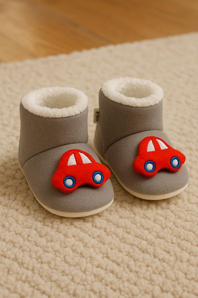 Puppis Baby شبشب طفل رضيع ذو قاعدة مضادة للانزلاق باللون الأحمر