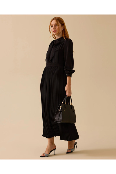 SCL Fular Yakalı Pliseli Elbise