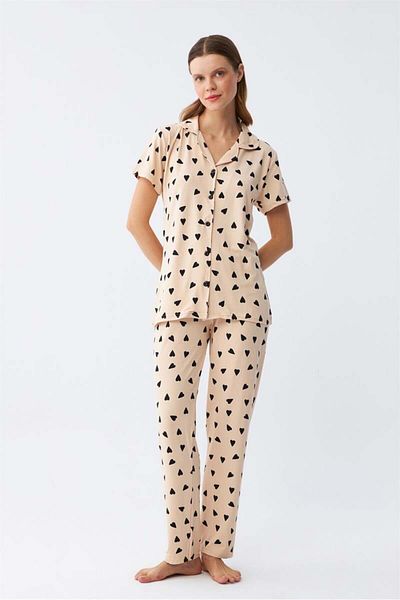 modaserdem Mdsrdm Women's Cream Color Heart Patterned Front Button Pajama Set