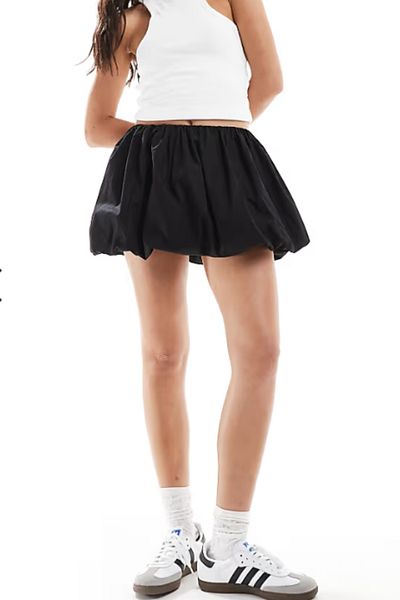 The Champ Clothing Fusta cu design mini cu tăietură cu balon neagră