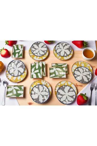 Noah Exclusive (Porland) 18 Piece Porcelain Catering and Breakfast Presentation Set for 6 People