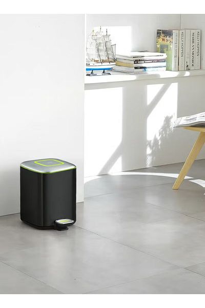EKO Regent 9l Pedal Bin – Charcoal Black, Soft-close Lid, Brushed Stainless Steel, Fingerprint-resistant
