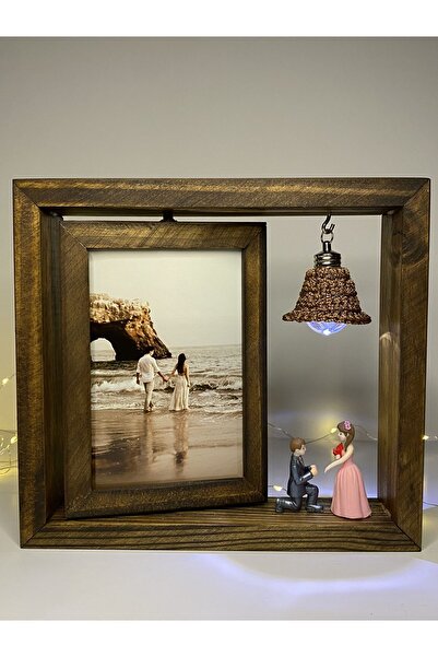 Genel Markalar El Yapımı Ahşap Dönen Çerçeve Işıklı Gelin Damat Figürlü Kahve...