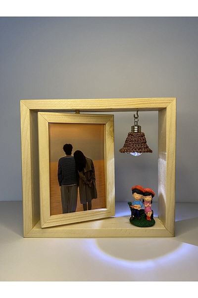 AHŞAPTAN SANAT Handmade Wooden Rotating Frame Lover Sitting Couple