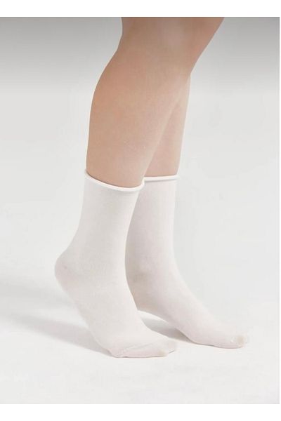 Bestrend 3-Piece Roll Top Elasticless Women's White Seamless Socks