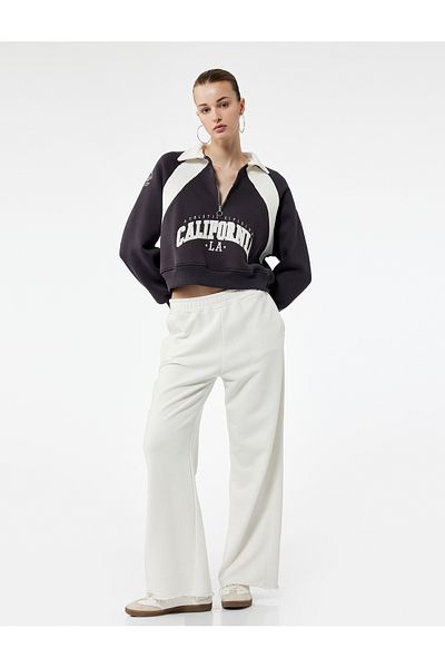 Koton Raised Embroidered Half Zip Collar Oversize Crop Sweatshirt