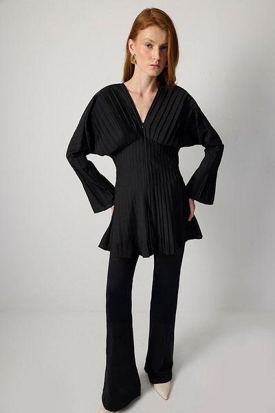 Touché Privé Ribbed Zippered Tunic