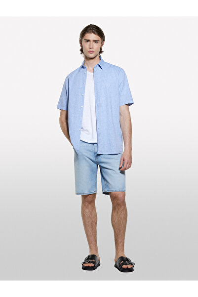 Sisley Ανδρικό λευκό μπλουζάκι από 100% βαμβάκι με λαιμόκοψη σε σχήμα V Slim Fit Slub