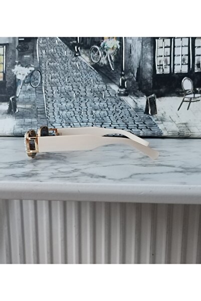 Byc polo Cp114 Stone Cream Stylish Unisex Sunglasses..