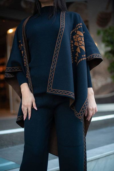 MAY MARA WOMEN'S STEEL KNITTED JACQUARD 3-PIECE SUIT WITH PONCHO