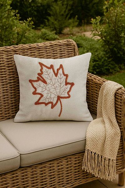Rivaİstanbul Tile Leaf Patterned Straw Look Woven Punch Throw Pillow Cover
