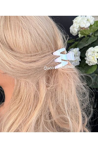 QUEEN AKSESUAR Shiny Hologram Pearlescent Acrylic Large Zigzag Scalloped Clasp Buckle White
