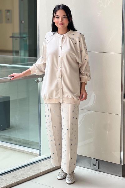 Ghisa Modal Suit with Small Stone Embroidered Snap Trousers