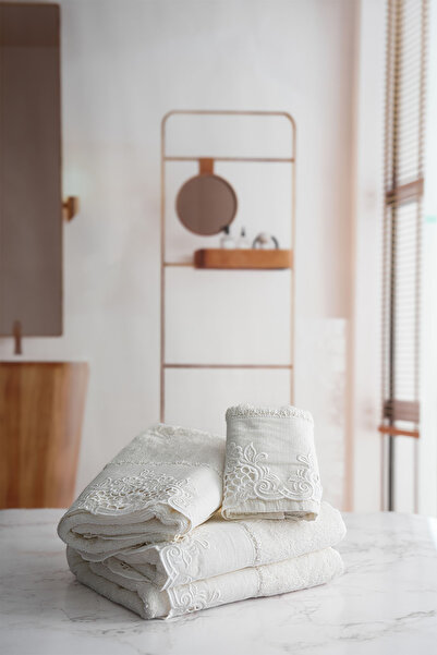 Nazik Home Рушник з квітковим візерунком Puerta (30 x 50 см)