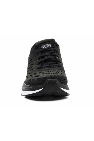 SKECHERS Go Run Persistence Black/White