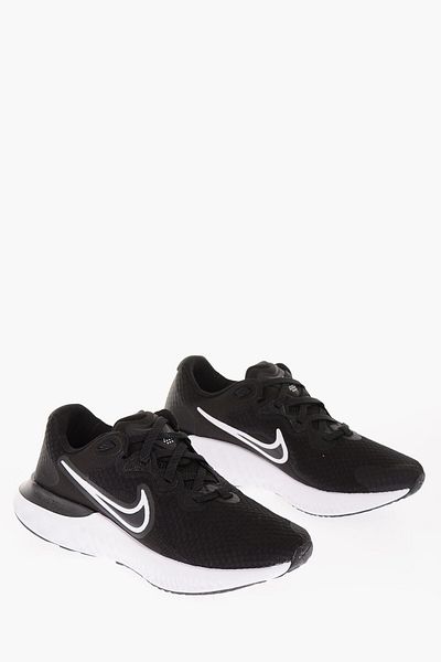 Nike Fabric Run 2 Sneakers