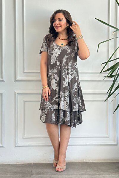 Yağmur Butik فستان بأكمام قصيرة منقوش بالزهور من Batik مستورد