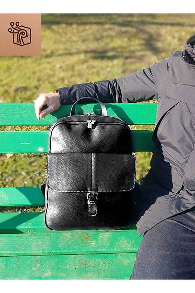 Magazinul de genti Unisex backpack made of soft natural leather, model 245, Matte black