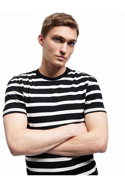 Koton Κοντό μανίκι Crew Neck Slim Fit ριγέ μπλουζάκι