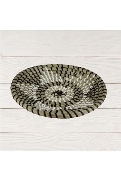 BASURRAH Small round traditional serving board