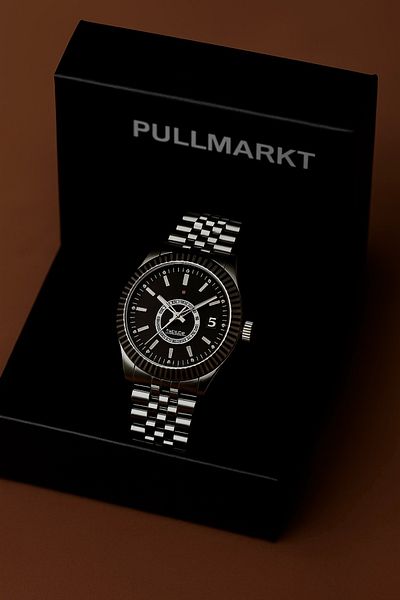 pullmarkt Calendar - Men's Wristwatch