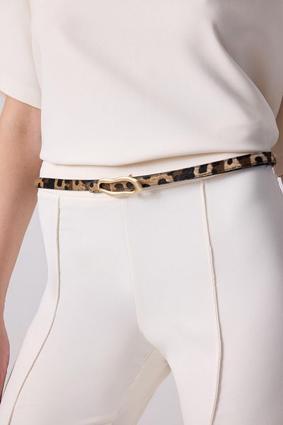 Touché Privé Asymmetric Buckle Thin Belt