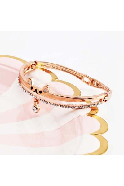 MBrands quartz watch with crystals and cat-shaped bracelet set