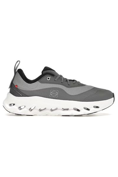 ON LOEWE x On Running Cloudtilt 2 – Grey Minimalist Sneaker Design