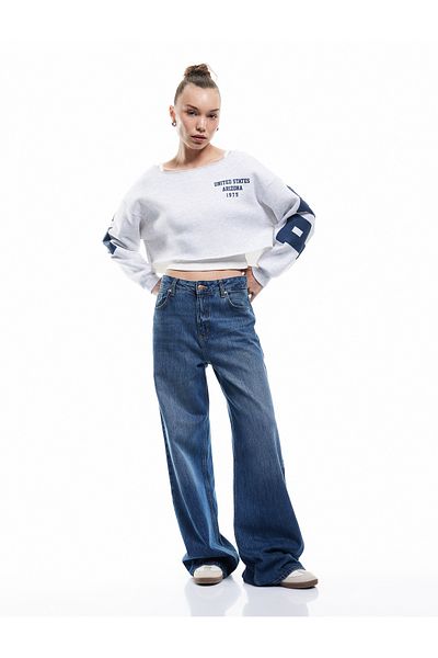 Koton Boat Neck Printed Crop Sweashirt