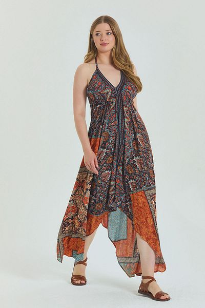 Los banditos Backless Strap Plus Size Dress