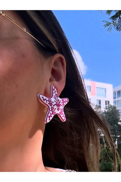 bijuxbymrv Purple Color Patterned Star Earrings