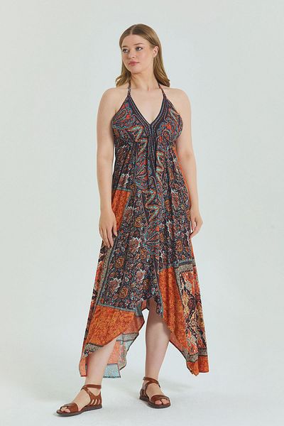 Los banditos Backless Strap Plus Size Dress