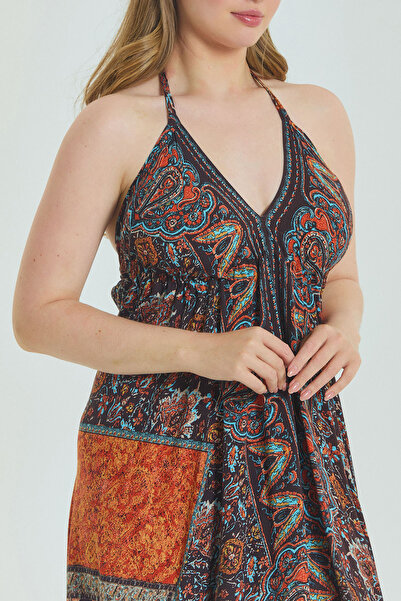 Los banditos Backless Strap Plus Size Dress