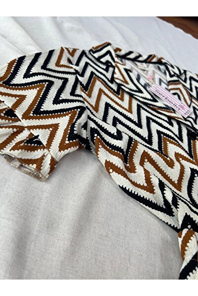 Serbella Zigzag Ruffle Sleeve Wrap Fabric Shorts Pajama Set