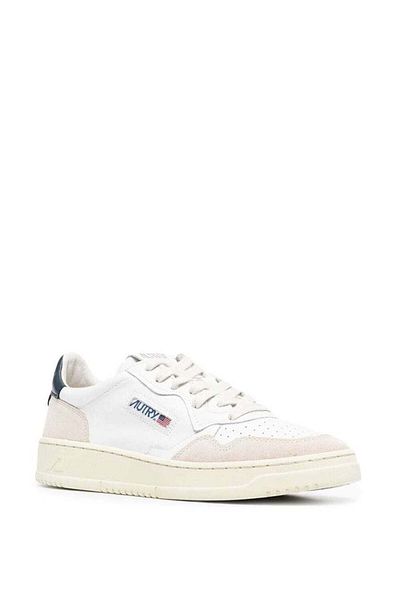AUTRY 'Medalist' White Low Top Sneakers With Suede Inserts And Contrasting Heel Tab In Leather Man