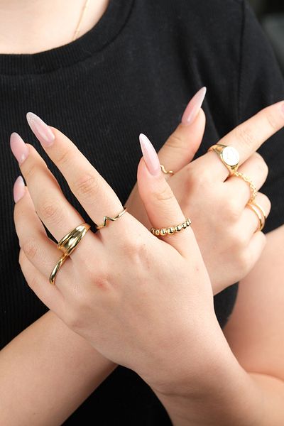 Jack Ferrero Women's Gold Color Non-Fade Ring Set
