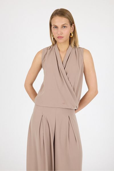 Laranor Ecru Double Breasted Collar Medine Silk Blouse 25L8104
