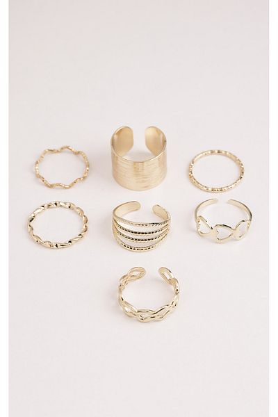 Jack Ferrero Women's Gold Color Non-Fade Ring Set