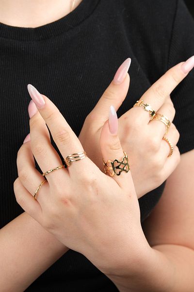Jack Ferrero Women's Gold Color Non-Fade Ring Set