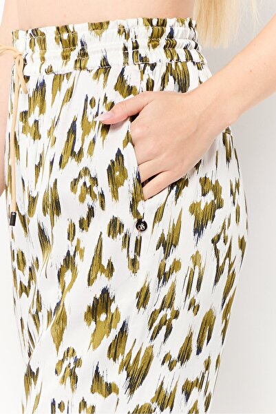 Scotch & Soda Women Short Animal Print Tapered Pants, Multicolor