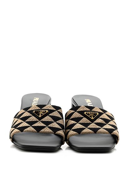 Prada Sport شباشب من القماش المطرز