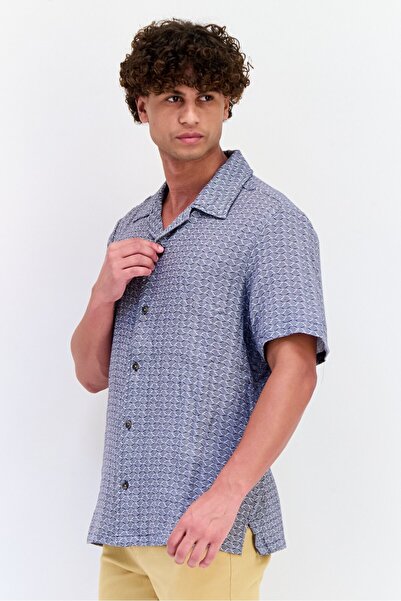 Vince Camuto Men Regular Fit Short Sleeve Allover Print Casual Shirt, Multicolor