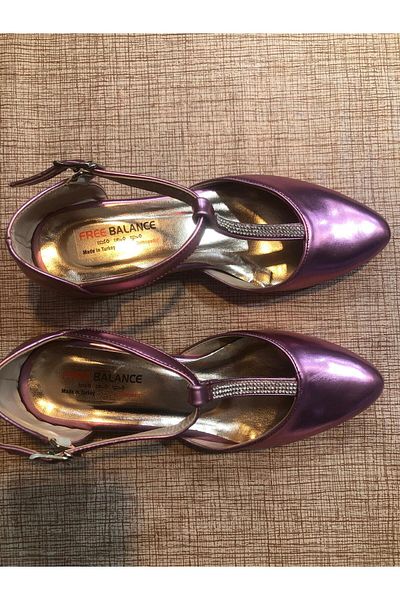 Free Balance Girls' Heeled Shoes