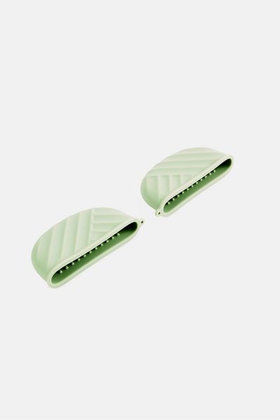 NANETTE LEPORE 2 Pcs Silicone Assist Hot Pan Handle Holder, Sage Green