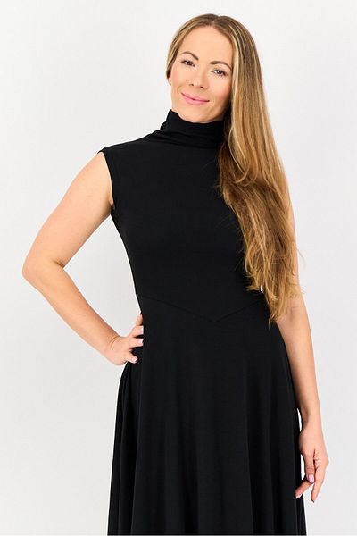 Bebe Women Solid Midi Dress, Black