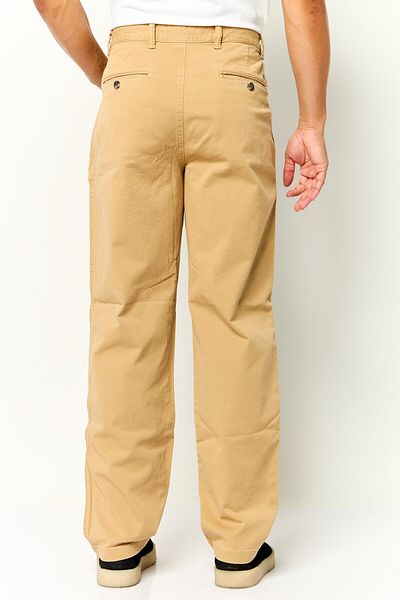 Tommy Hilfiger Men Regular Fit Solid Chino Pants, Tan