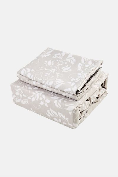 BEBEHOME 4 Pieces Floral Pattern Soft And Rich Flat Sheet With Pillow Case Set, Multicolor