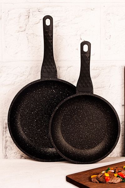 Snippy Panna - Set of 2 Cast Iron Pans Black 20-24 cm