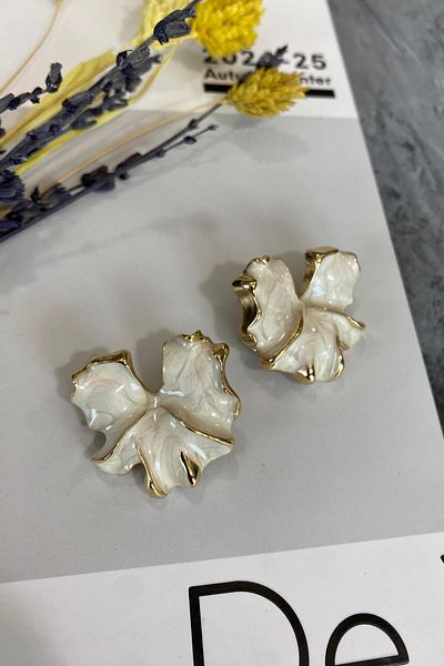 İthal 1519 Imported Flower Earrings