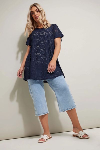 Stil Diva Plus Size V-Neck Short Sleeve Unlined Lace T-Shirt 304095
